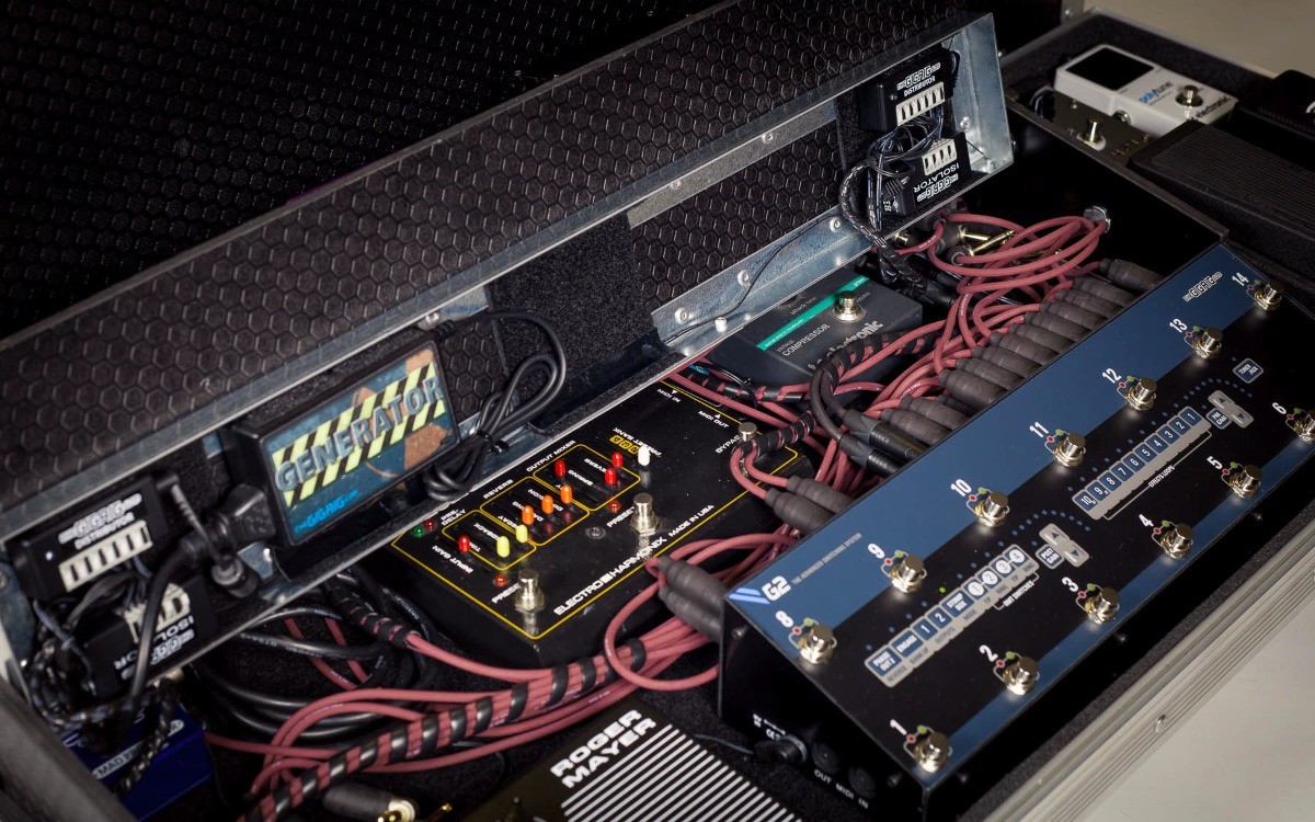 Custom Guitar Pedal Boards Review | Alive Network